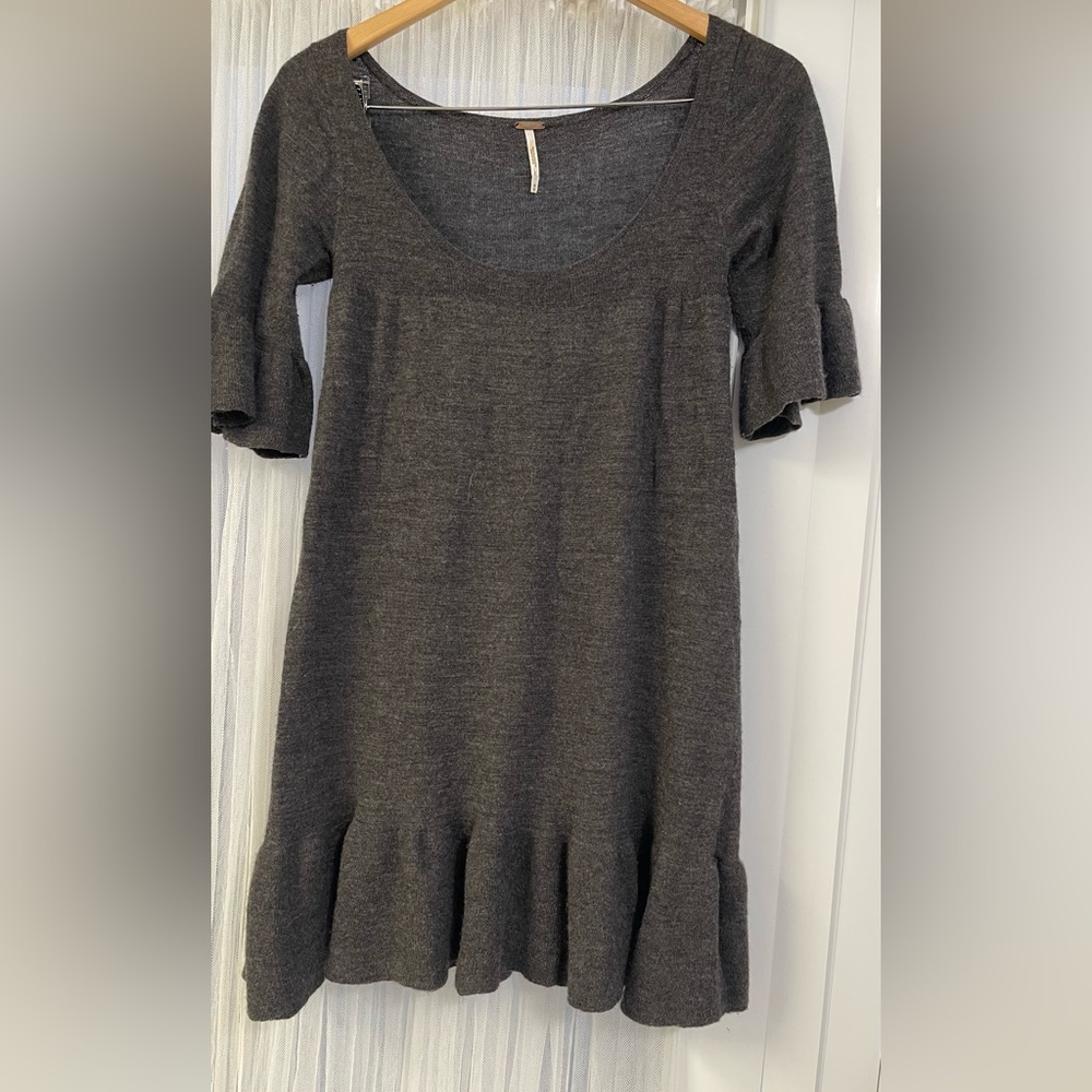 💯 wool Free People Black and White Sleeveless Midi Dress